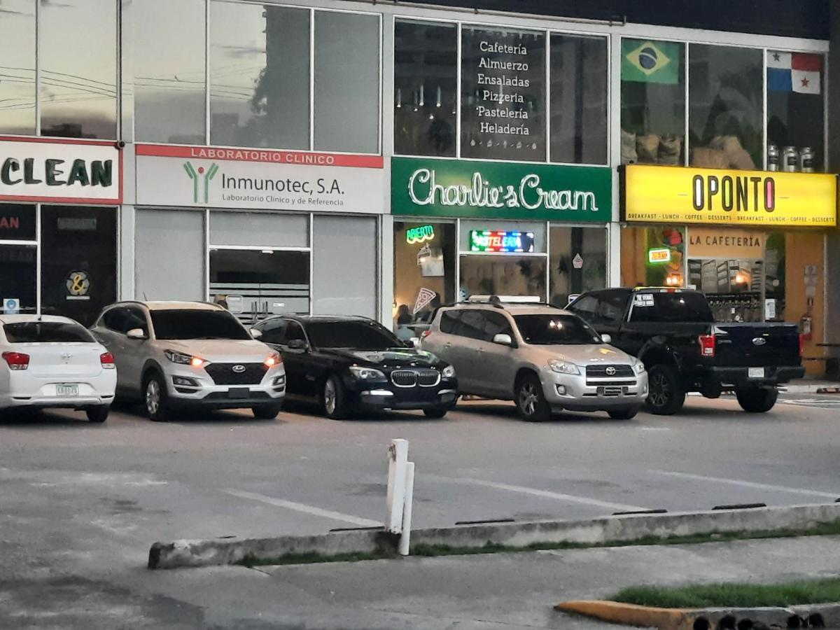 Hostal Yoha Panama City Exteriör bild