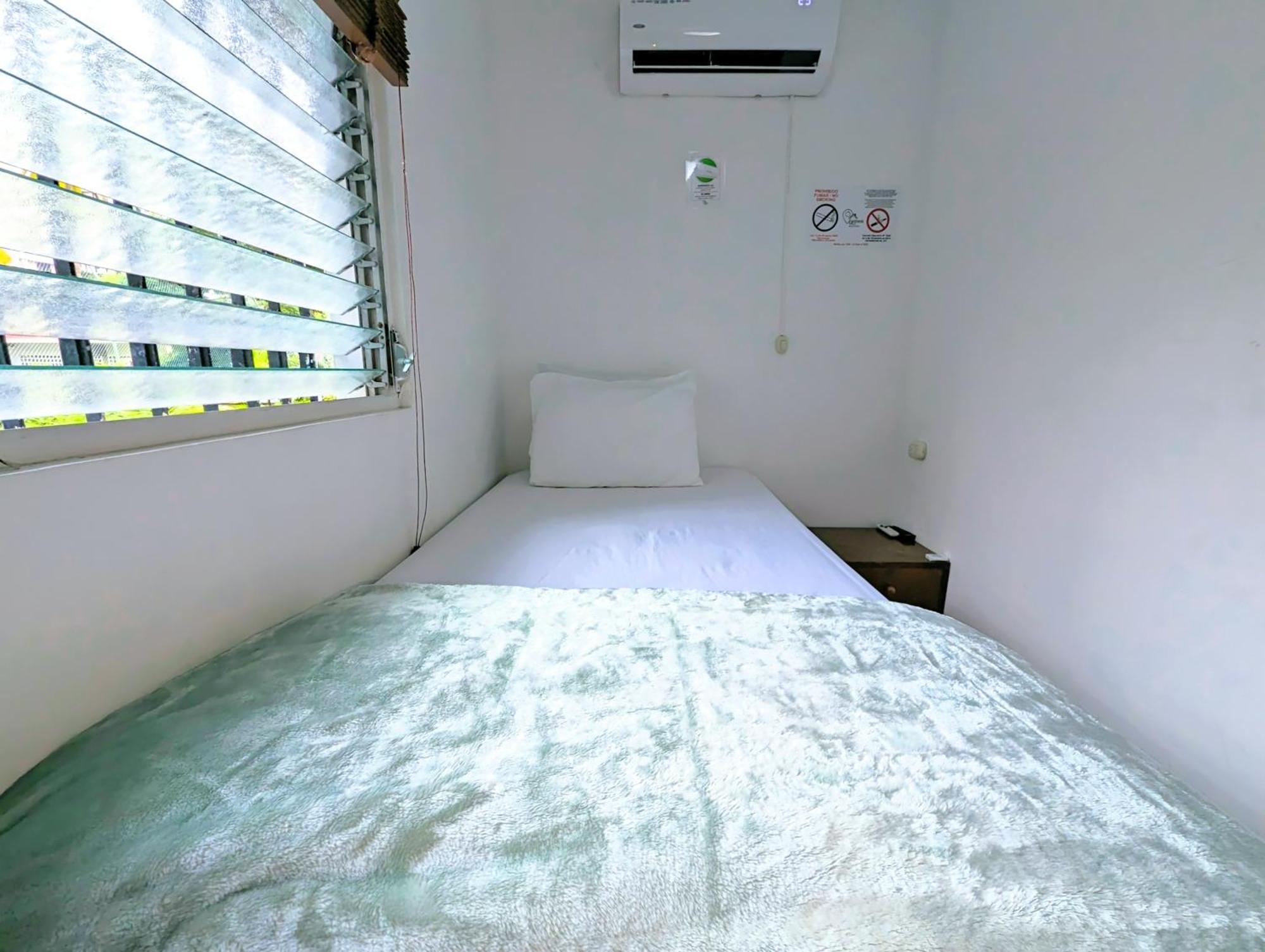 Hostal Yoha Panama City Exteriör bild