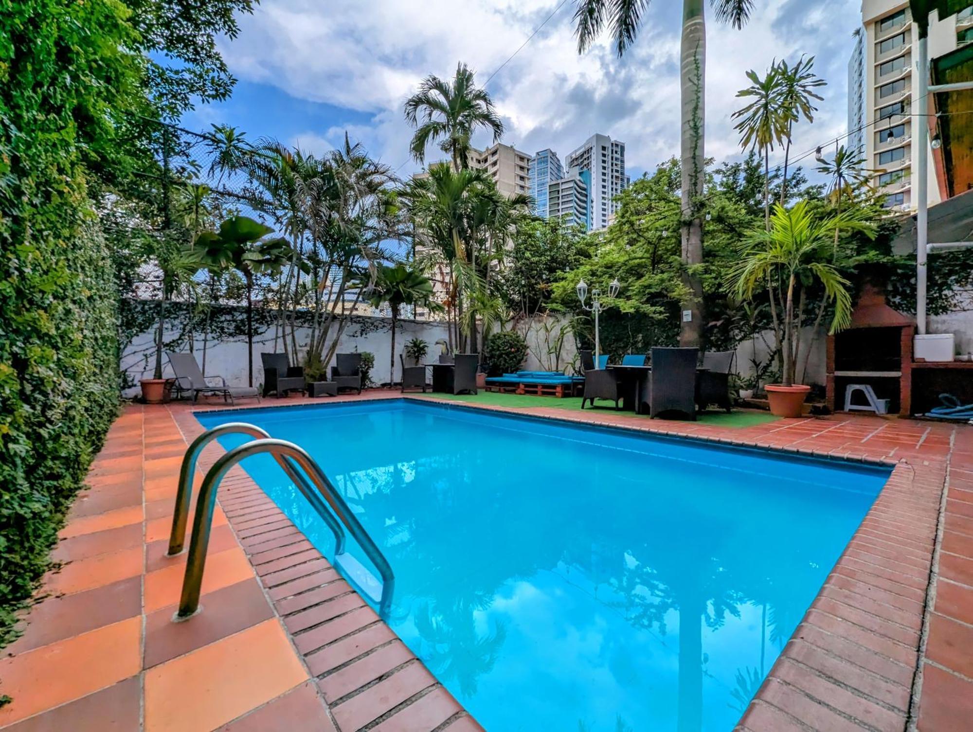 Hostal Yoha Panama City Exteriör bild