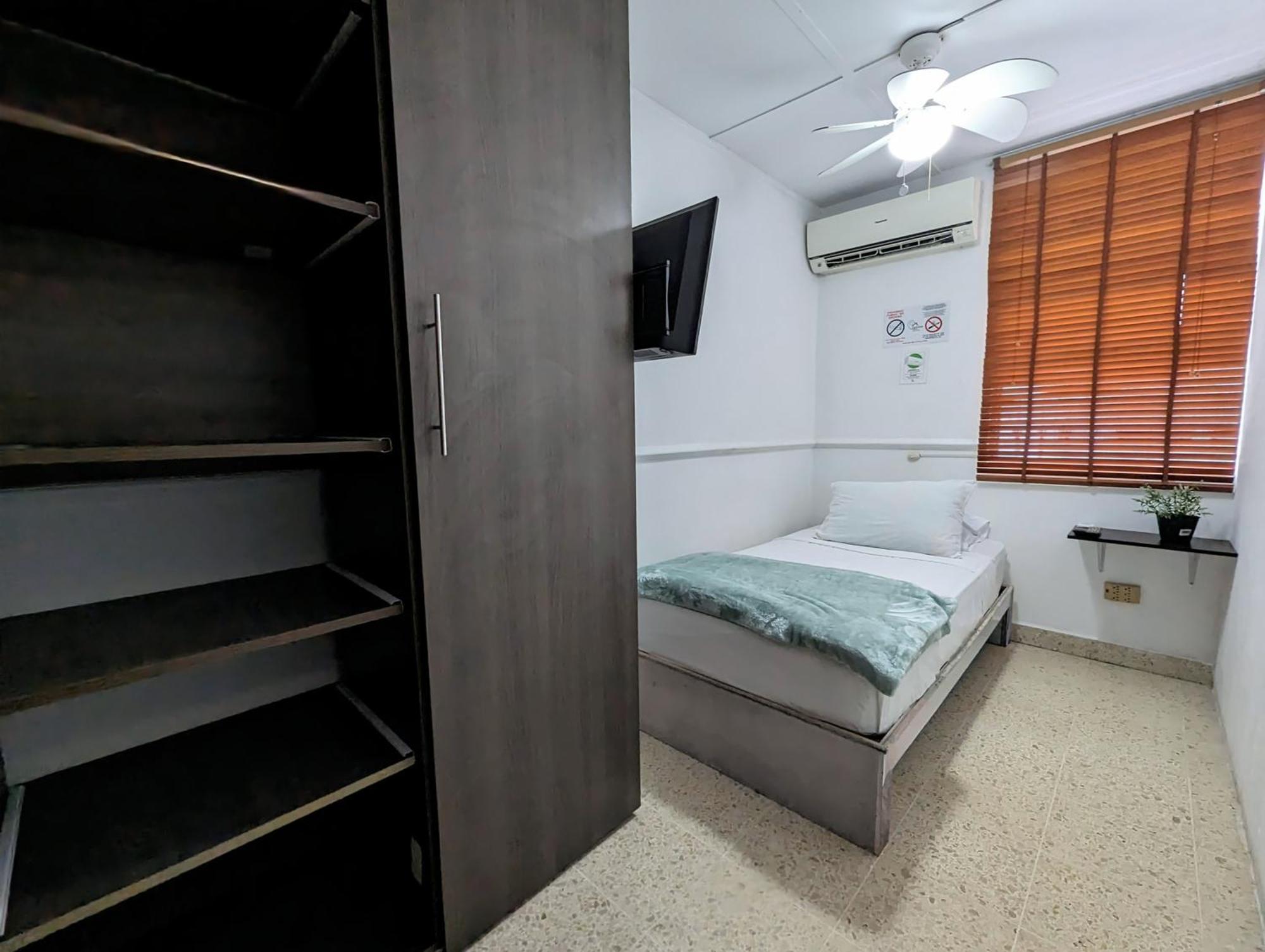 Hostal Yoha Panama City Exteriör bild