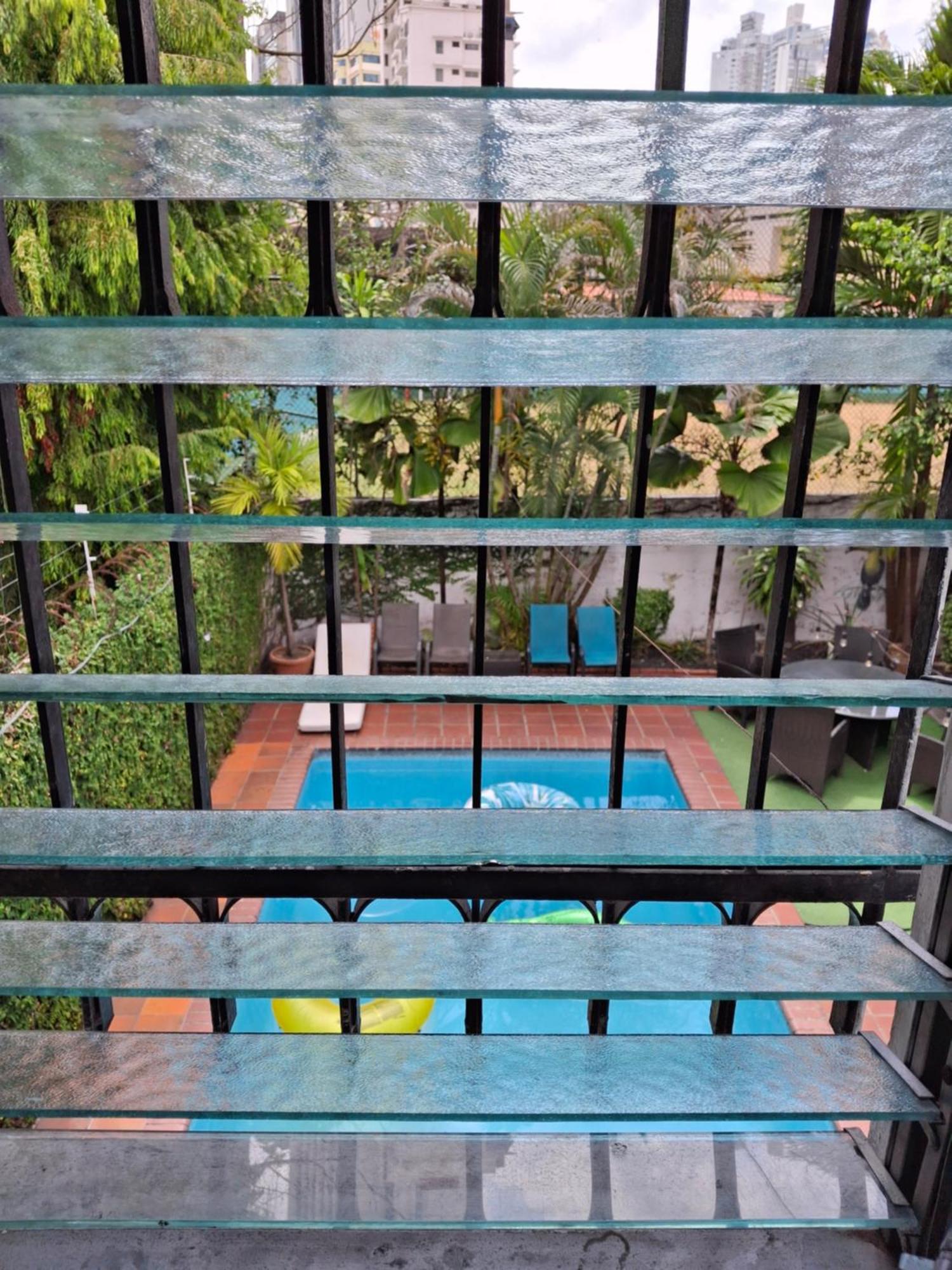 Hostal Yoha Panama City Exteriör bild